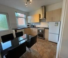 Room in a Shared House, Nottingham, NG6 - Photo 3