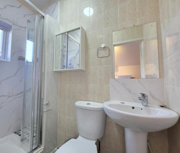 Studio to rent - Photo 6