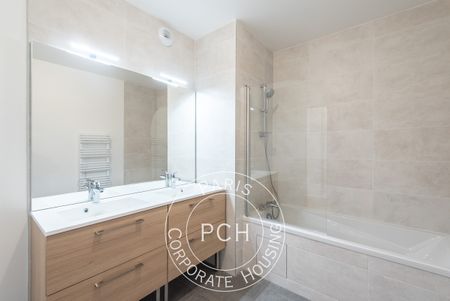 Rue Saint-Charles, - Photo 3