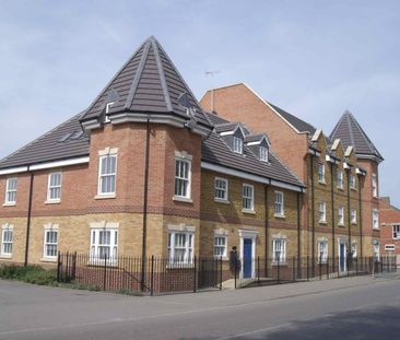 Northfield House, 40 Wellingborough Road, Finedon - Photo 1