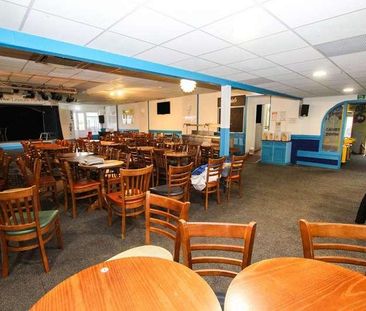 Sheerness Holiday Park, Halfway Road, Minster On Sea, Sheerness, ME12 - Photo 4