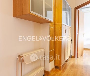 Trilocale in Affitto in Via Baldassarre Castiglione a Roma - Photo 2