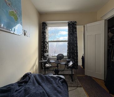 355 Elgin Street - E - Photo 2