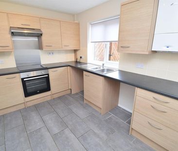 Hollin Drive, Durkar, Wakefield - Photo 2