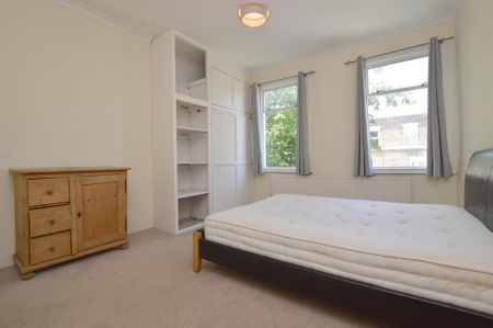 4 bedroom semi-detached house to rent - Photo 2