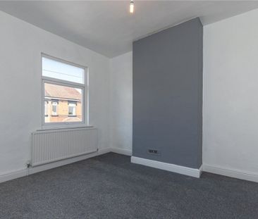 Dimsdale View East, Newcastle, Staffordshire, ST5 - Photo 1