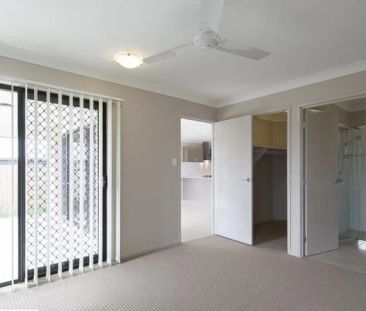 Stunning 4 Bedroom Family Home in Griffin! - Photo 2