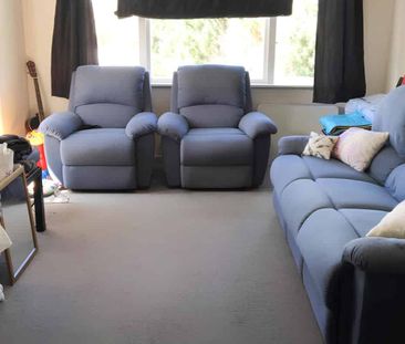 9 Roband Ave, Glenfield - Photo 1