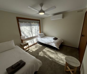 FULLY FURNISHED UNIT NEXT TO CBD - Photo 5