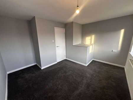 Buckingham Grove, Grimsby, DN33 - Photo 5