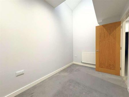 Station Road, Hastings, TN34 - Photo 2