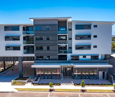 Modern Unit in the Heart of Maroochydore&excl; - Photo 3