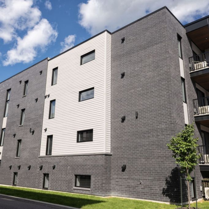 Grand 4 1/2, Saint-Hyacinthe Disponible - Photo 1