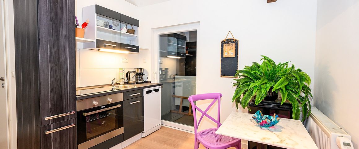 Zentral & Ruhig in direkter Rheinnähe - Foto 1