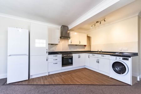1 bedroom apartment to rent - Photo 4