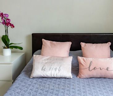 Room 1 - Photo 5