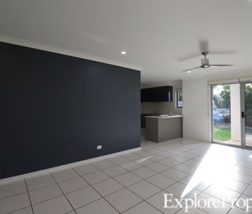 Two bedroom executive style Townhouse in Ooralea - Photo 3