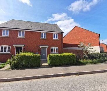 3 bedroom semi-detached house to rent - Photo 6