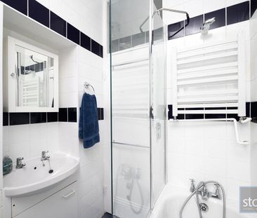 Belsize Grove, London - Photo 2