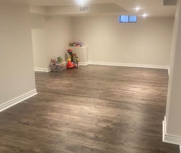 For Lease - 97 Verdi Road, Richmond Hill, Ontario - Photo 5