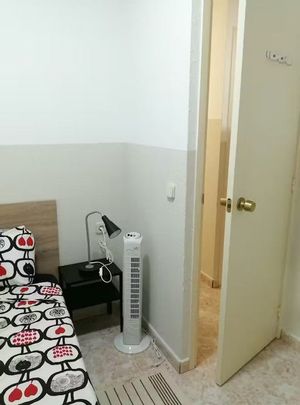 Carrer de Corretger, Barcelona, Catalonia 08003 - Photo 1