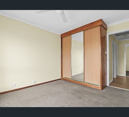 28 Candlebark Court, Craigmore, SA 5114 - Photo 3