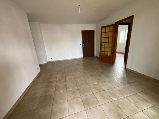 Location Appartement 4 pièces 78m² FOLELLI 20213 - Photo 1