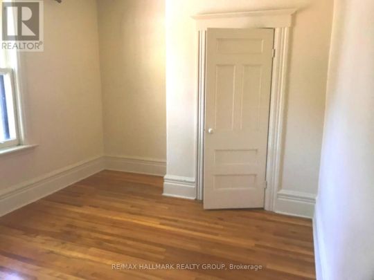 6 - 421 LISGAR STREET - Photo 1