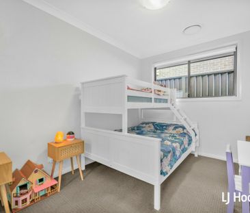 Beautiful 3 Bedroom Home - Great Location! - Photo 3