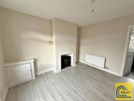 37 Parkgate Drive, Belfast, BT4 1EW - Photo 1