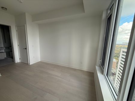 For Lease - 11 Yorkville Avenue Unit# 3407, Toronto, Ontario - Photo 5