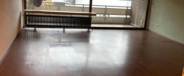 nette 2 Zimmer-Wohnung mit Balkon in ruhigem Mehrfamilienhaus - Photo 1