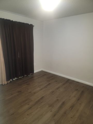 For Lease - 13 Dulverton Drive Unit# Main & 2nd, Brampton, Ontario - Photo 5