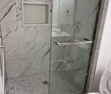 For Lease - 74 glendower Circuit Unit# LOWER, Toronto, Ontario - Photo 6