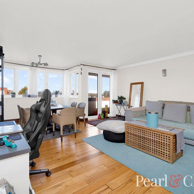 3 bedroom apartment to rent - Photo 1