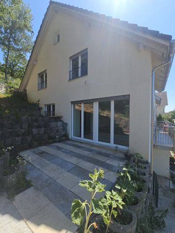Charmantes 6.5-Zimmer-Doppelhaus in Othmarsingen – Modern, Familienfreundlich und Ruhig - Foto 2