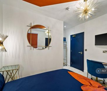 1 bedroom in a house share to rent - Photo 4