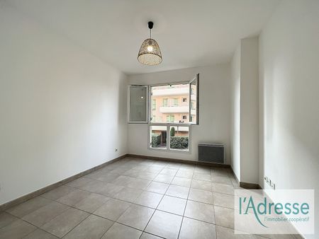 Location appartement 2 pièces, 35.82m², Antibes - Photo 4