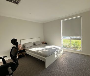 East Cannington - Photo 5