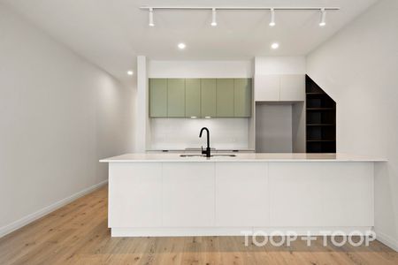 Brand New Brompton Townhouse - Photo 5