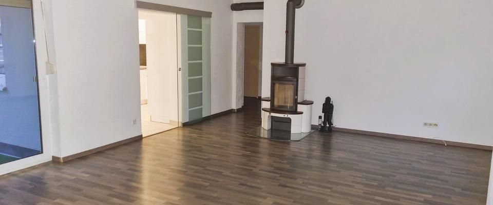 Moderne 4-Zimmer Wohnung in Kitzingen mit zwei Bädern - Foto 1