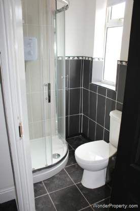 4 bedroom property to rent in Salford - Photo 2