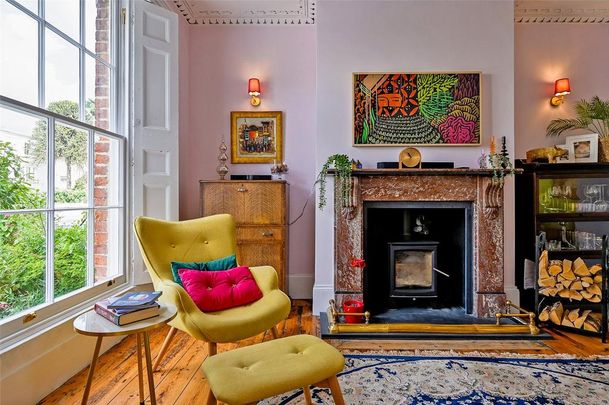 5 bedroom semi-detached house to rent - Photo 1