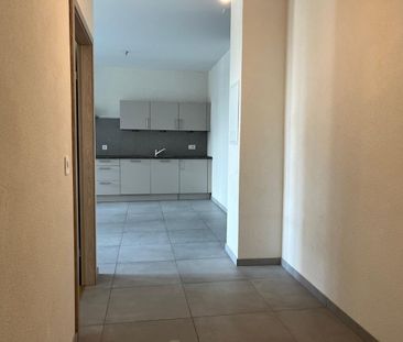 Appartements pleins centre ville avec ascenseur. - Photo 2