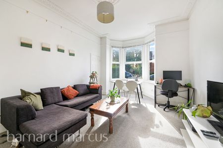 Gleneldon Road, London - Photo 2