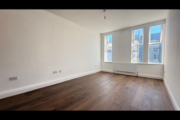 1 Bed Flat, Tooting High St, SW17 - Photo 1