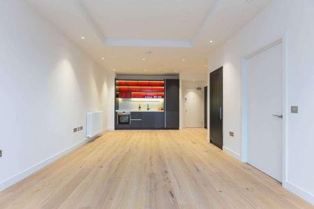 Grantham House, Botanic Square, London City Island, E14 - Photo 2