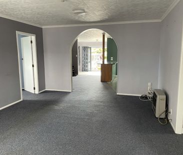 15 Disraeli Street, Hawera, South Taranaki, Taranaki 4610 - Photo 3