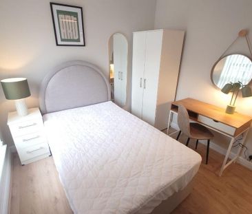2 bedroom terraced house to rent - Photo 6