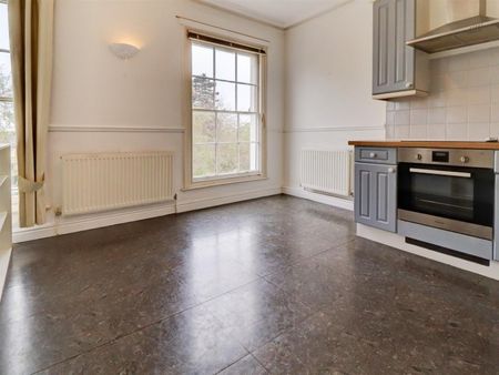 Clarendon Square, Leamington Spa - Photo 5